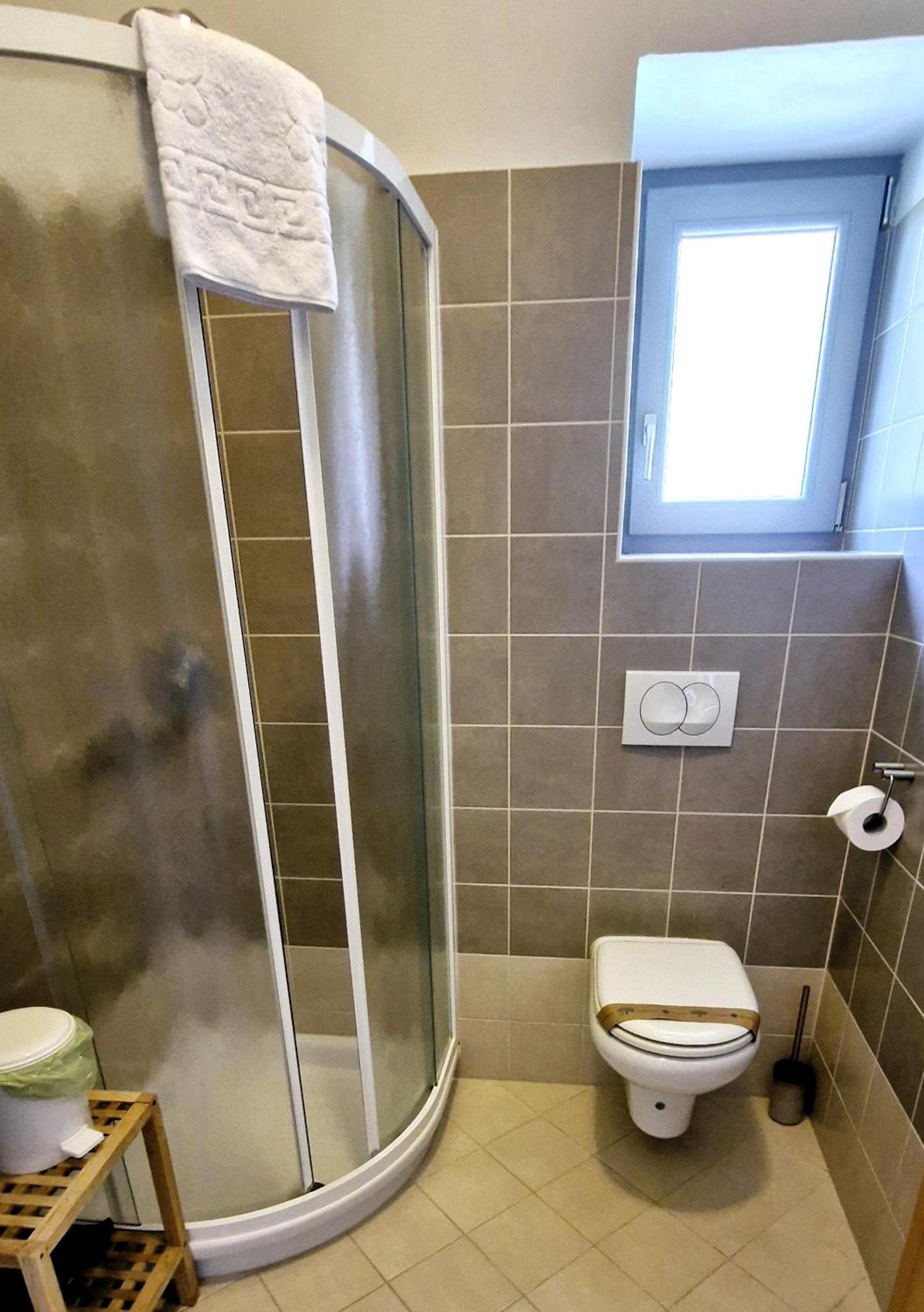 Guesthouse Idila Pod Nanosom Senozece Экстерьер фото